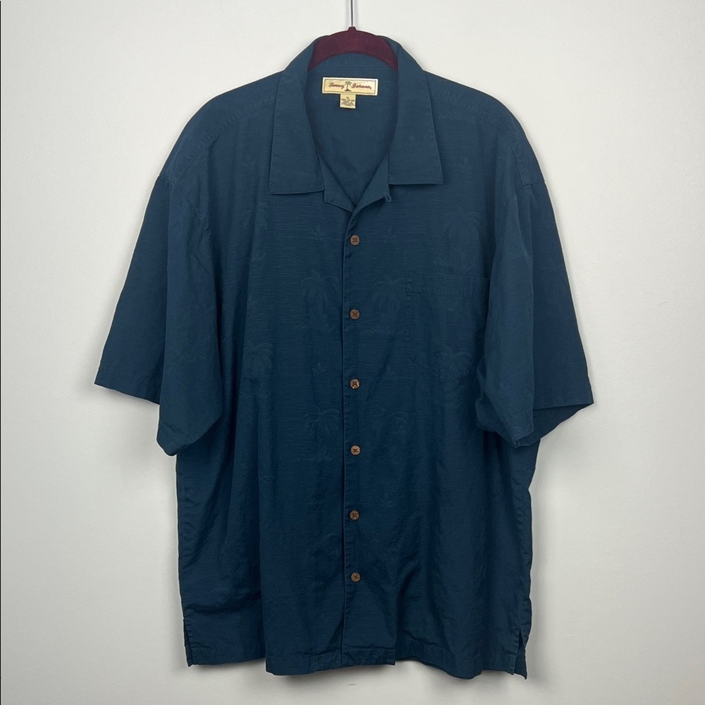 Tommy Bahama vintage XL dark blue button down men's casual palm tree design shir